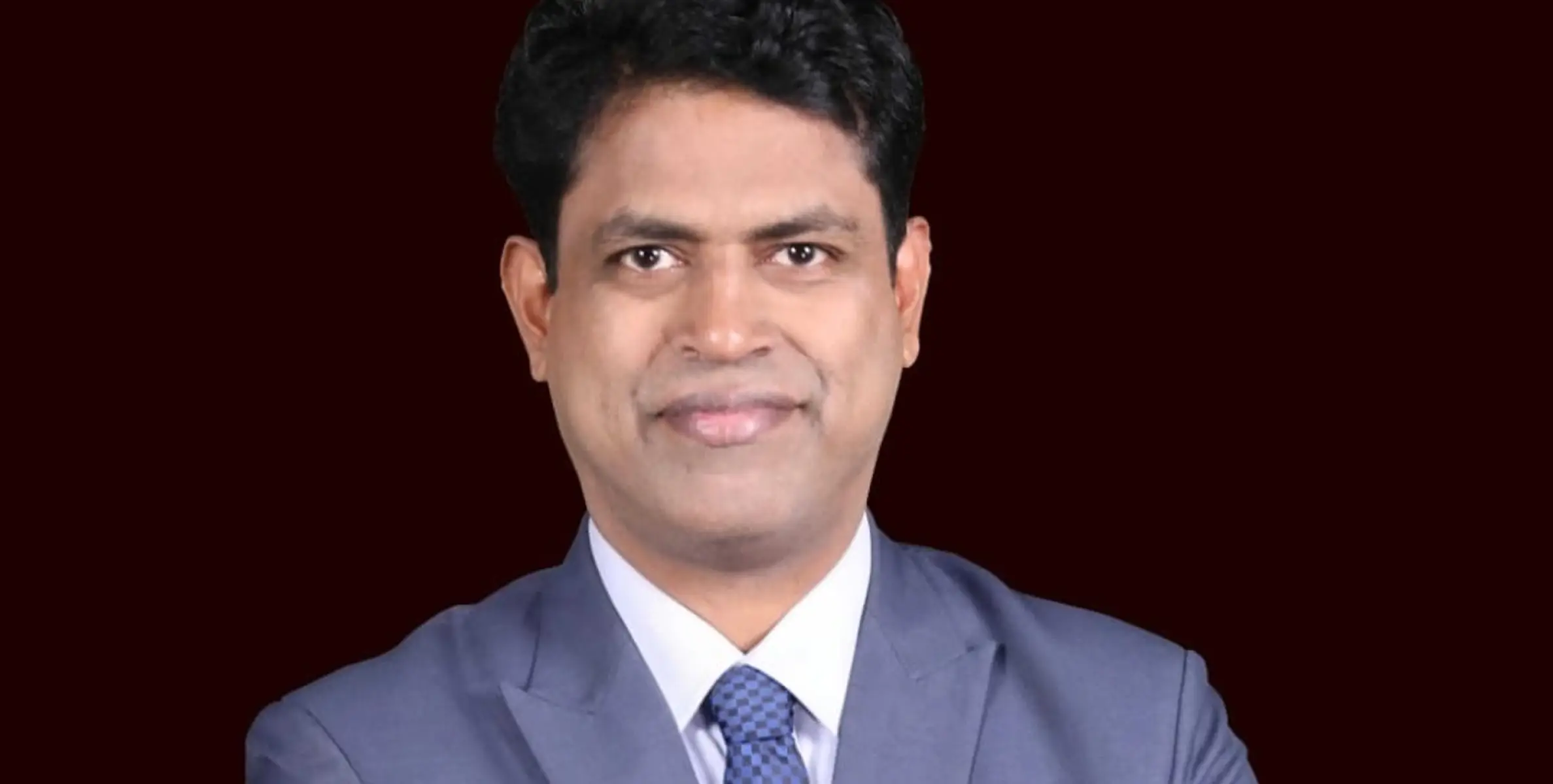 അൻപതാം പിറന്നാൾ വ്യത്യസ്തമാക്കി ബാബ അലക്‌സാണ്ടർ: 50,000 പേർക്ക് സൗജന്യ സ്പോക്കൺ ഇംഗ്ലീഷ് പരിശീലനം.
