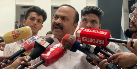 ഉന്നത വിദ്യാഭ്യാസ മന്ത്രി ആർ ബിന്ദു ഇന്ന് തന്നെ രാജിവെക്കണം: വി ഡി സതീശൻ