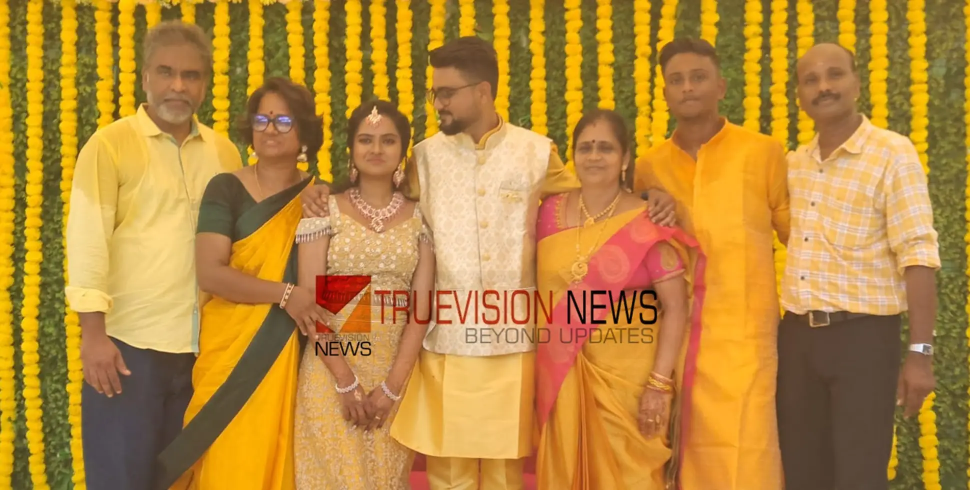 #wedding | പൊളിയാണ് മക്കളെ; സംസ്ക്കാരങ്ങളുടെ സംഗമ വേദിയായ പോണ്ടിച്ചേരിയിൽ തമിഴ്-മലയാളി കല്യാണം 